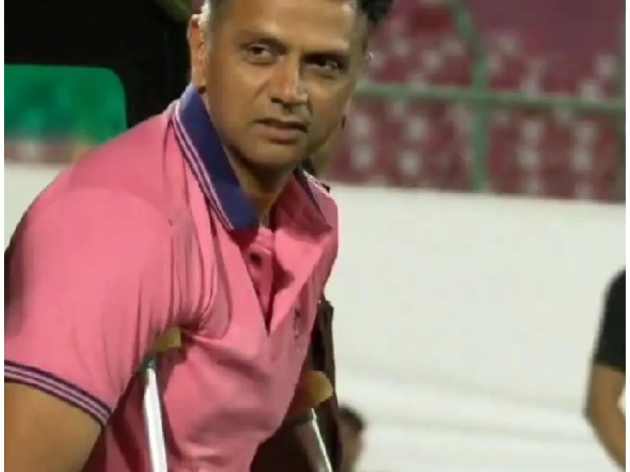 Rahul Dravid joins Rajasthan Royals camp in crutches 