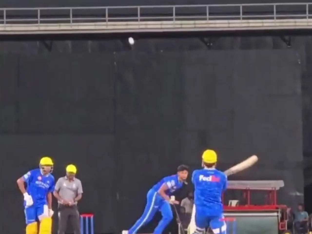 MS Dhoni helicopter shot