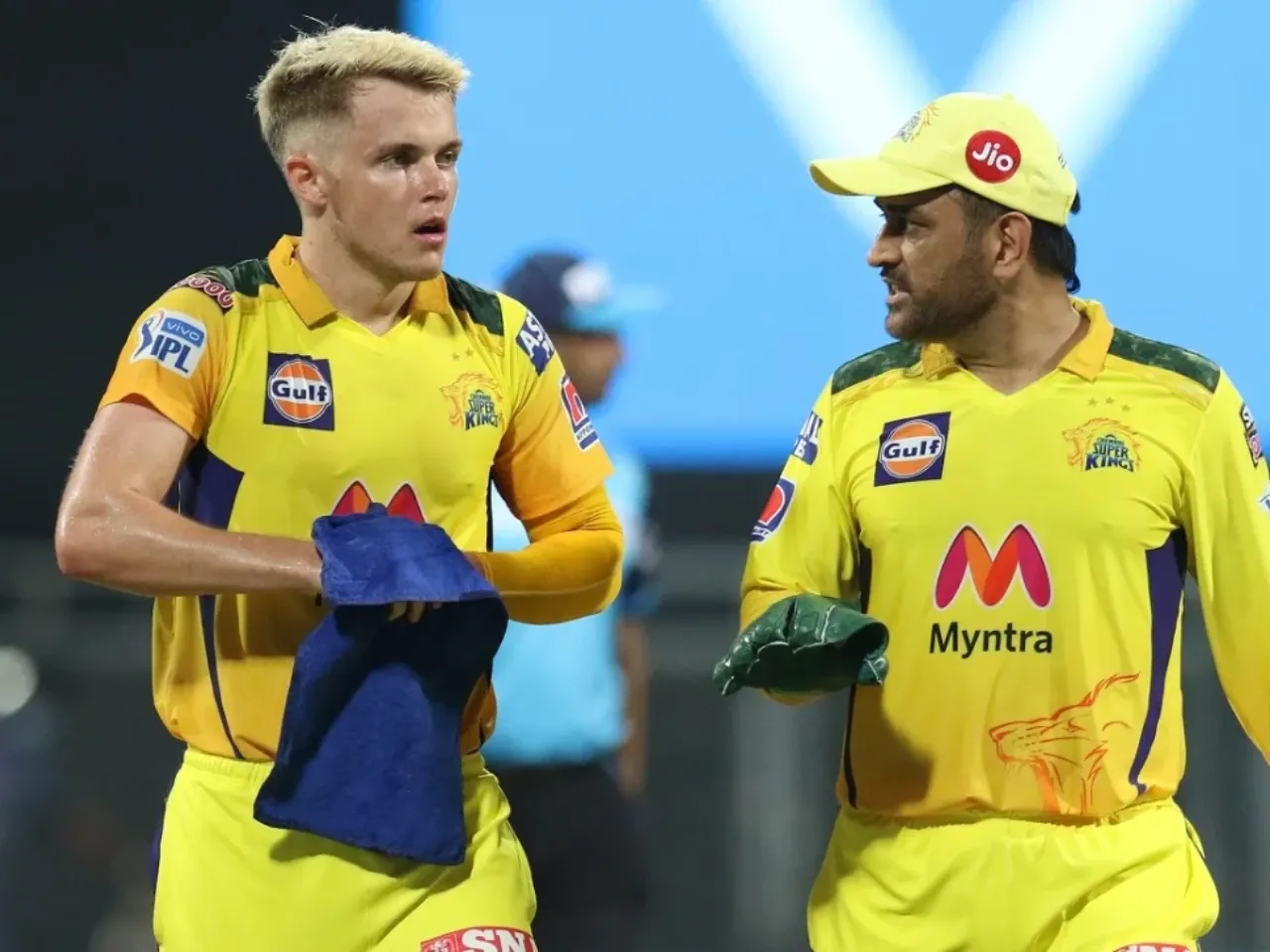 MS Dhoni and Sam Curran (File Photo: X/Internet)