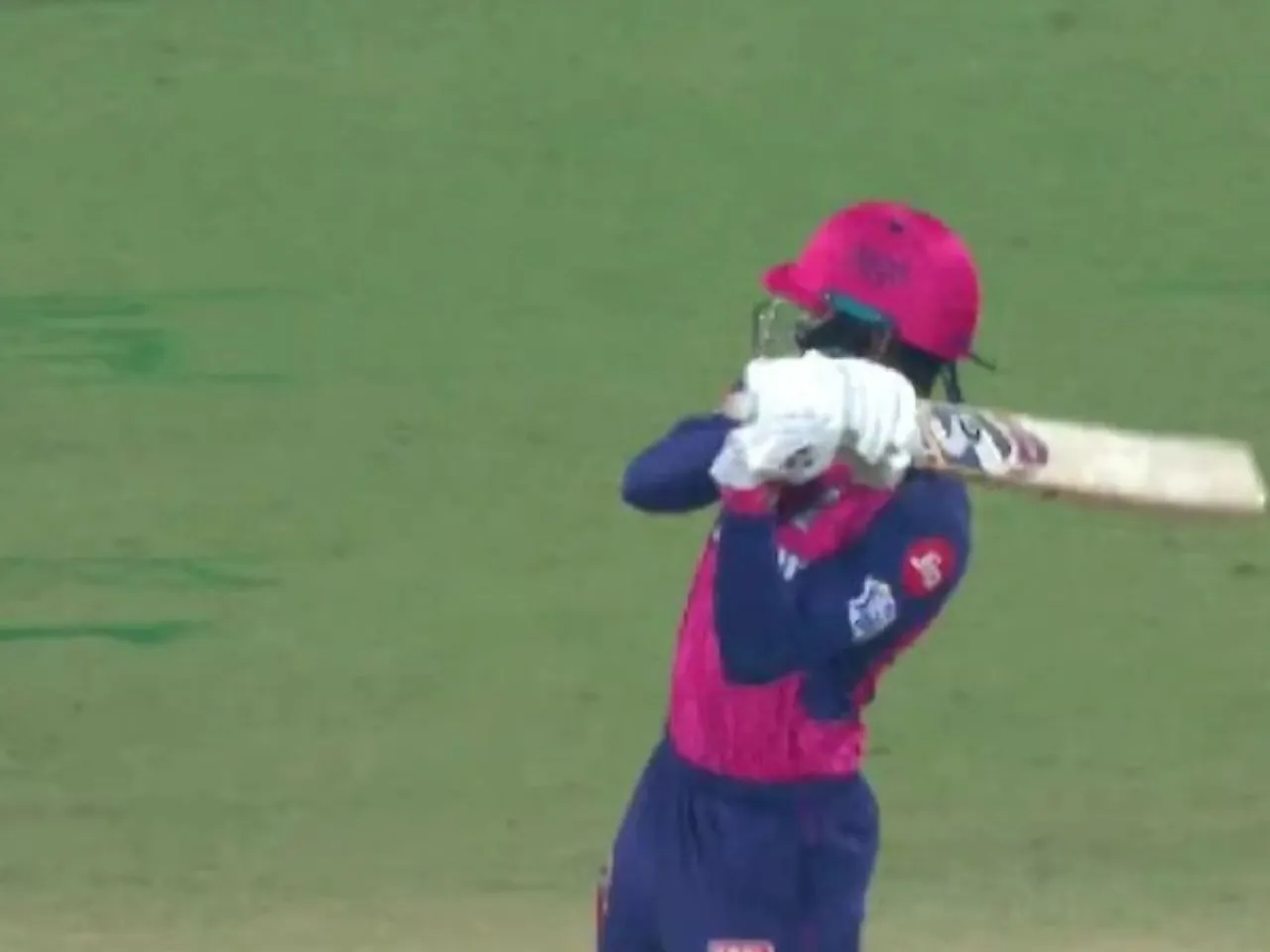 RR vs KKR: Jofra Archer six