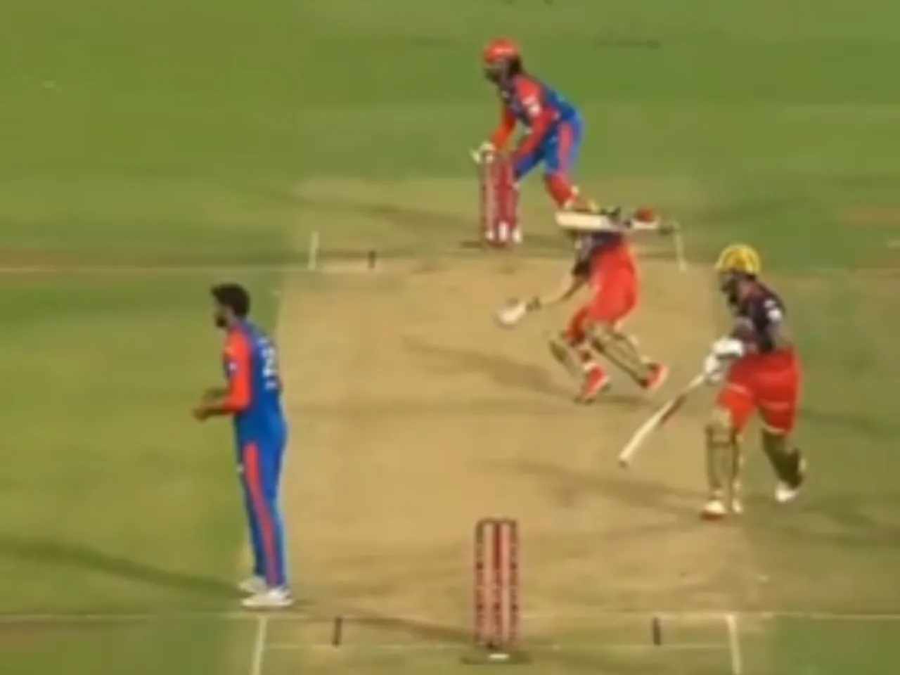 Phil Salt gets run-out after a confusion with Virat Kohli (File Photo: Screengrab/X/)