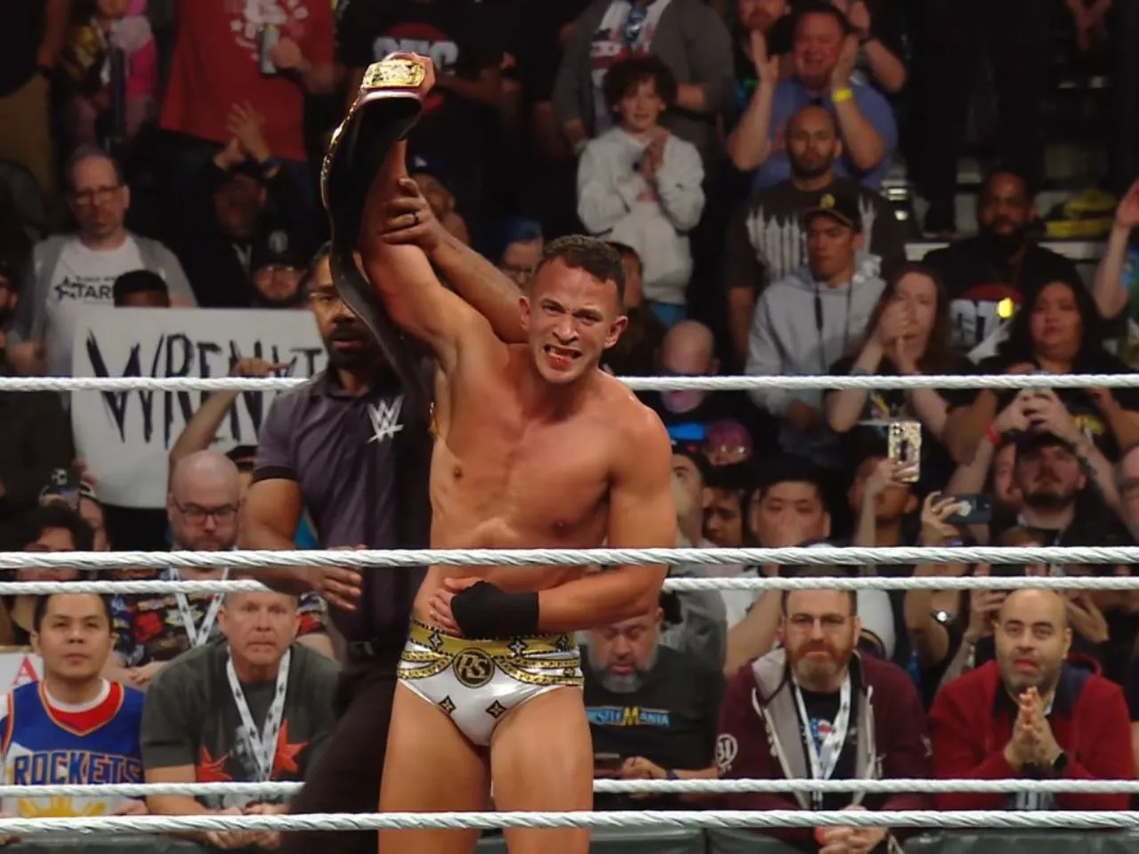 WATCH: Ricky Saints retains NXT North American Championship against Ethan Page at WWE NXT Stand and Deliver
