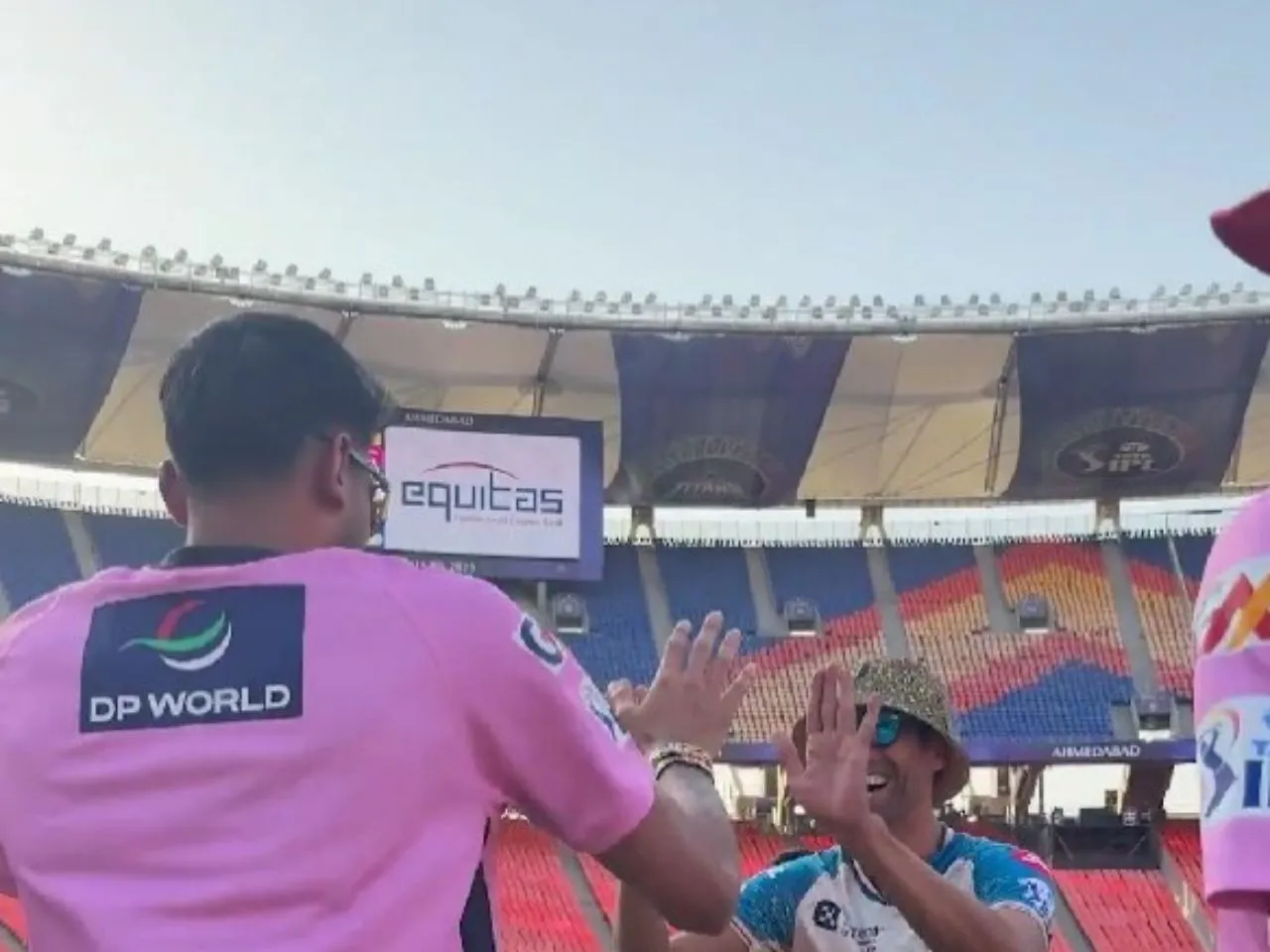 GTvsDC: Axar Patel and Ashish Nerha