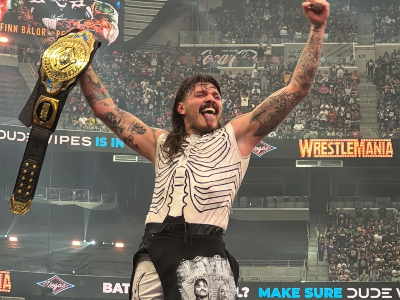 Dominik Mysterio pins Judgment Day member Finn Balor to claim Intercontinental Championship at WrestleMania 41