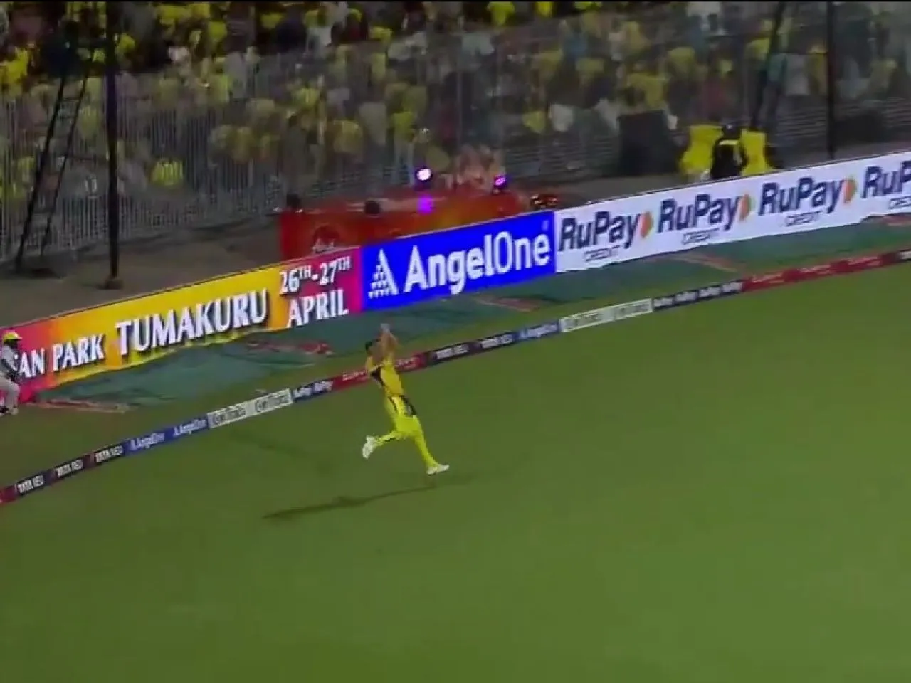 CSK vs SRH: Sam Curran catch of Ishan Kishan