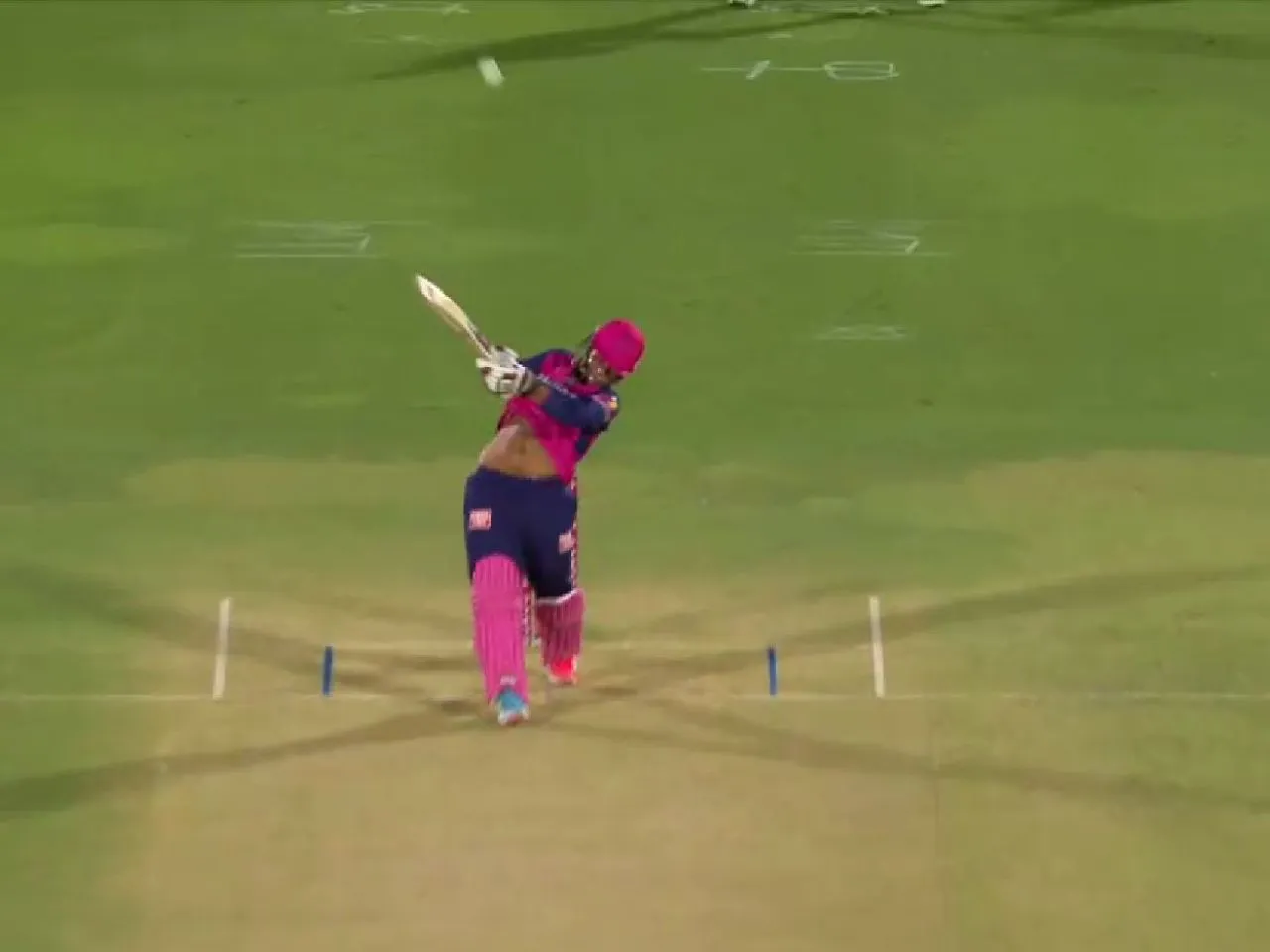 RR vs GT: Vaibhav Suryavanshi gets off the mark with six off Mohammed Siraj's bowling