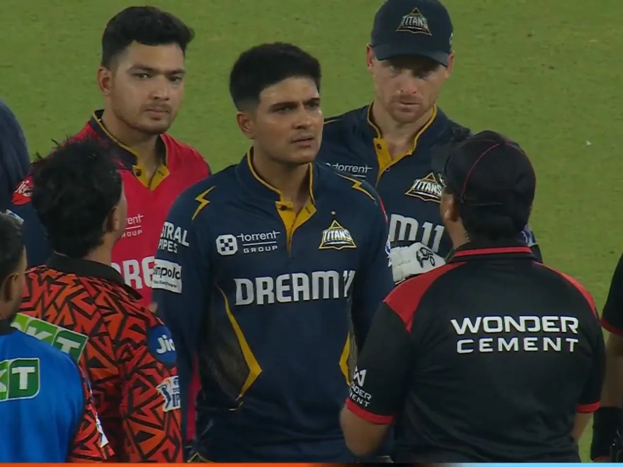 GT vs SRH: Shubman Gill fight with umpire