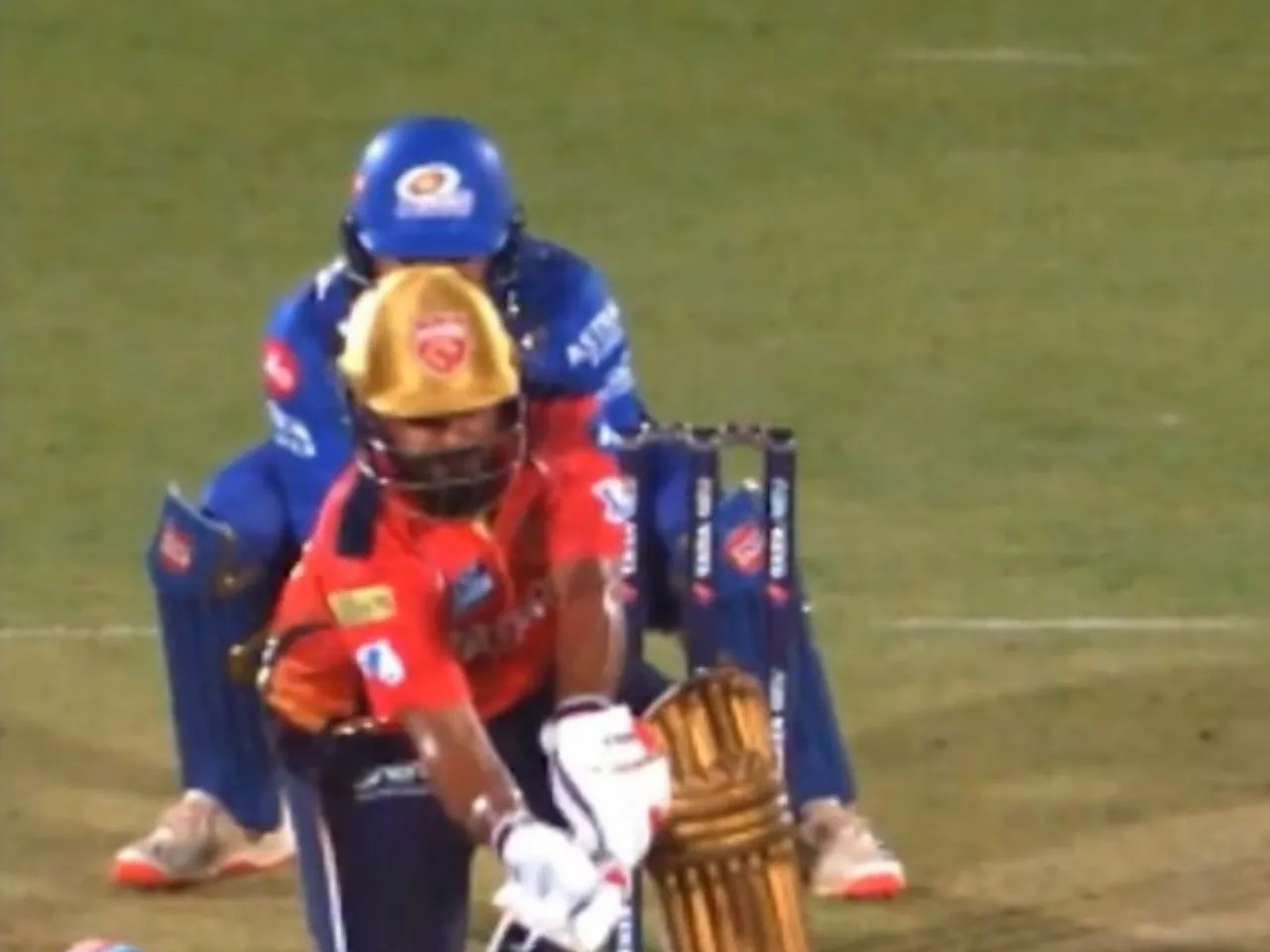 PBKS vs MI: Prabhsimran Singh six