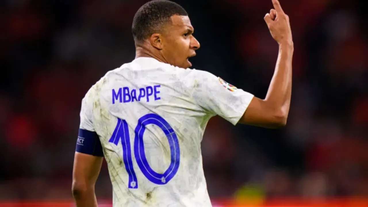 Kylian Mbappe jersey (Source : Twitter)