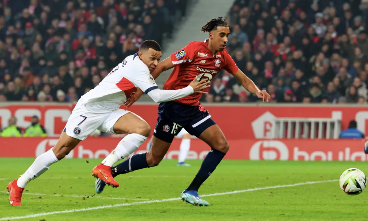 Lenny Yoro and Kylian Mbappe