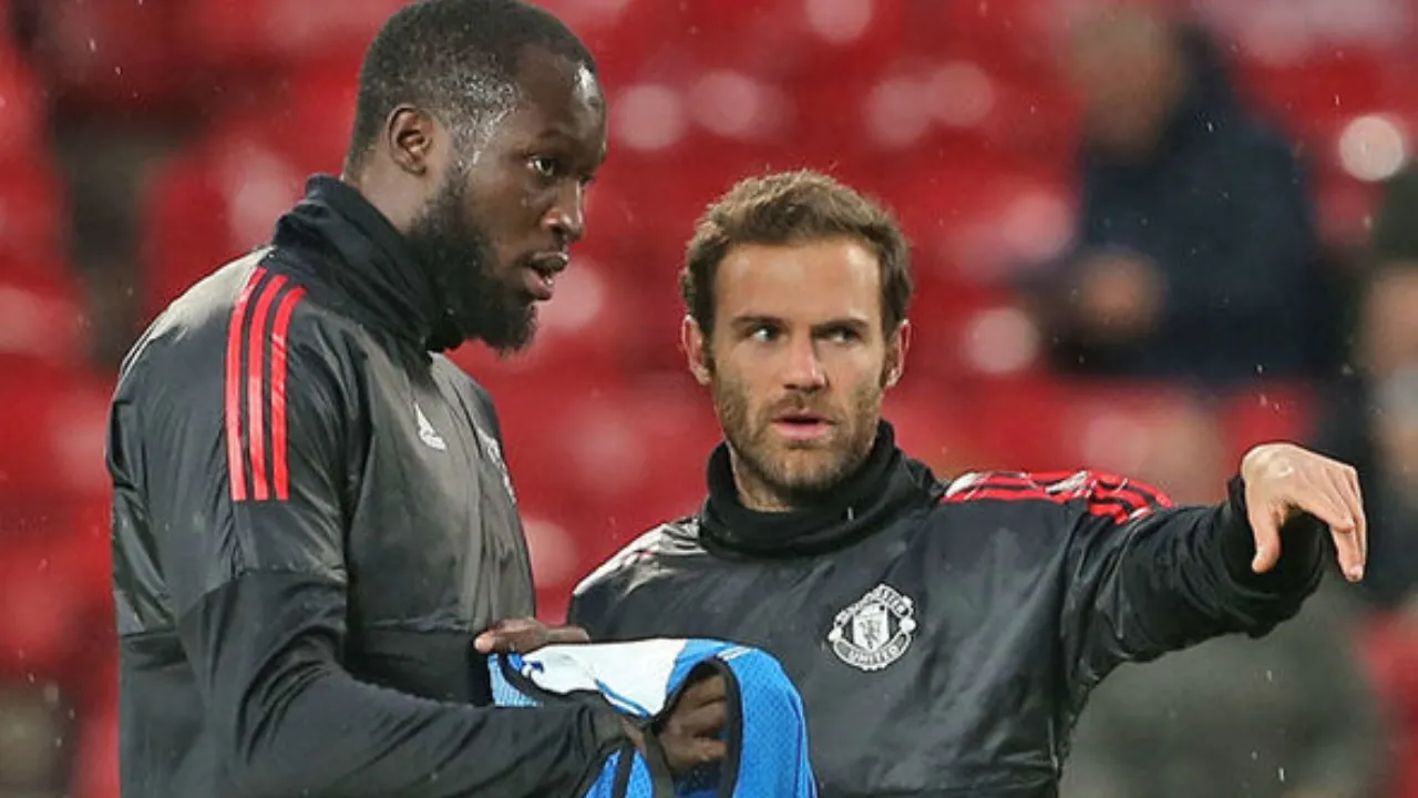 5 players to play for both Manchester United and Chelsea