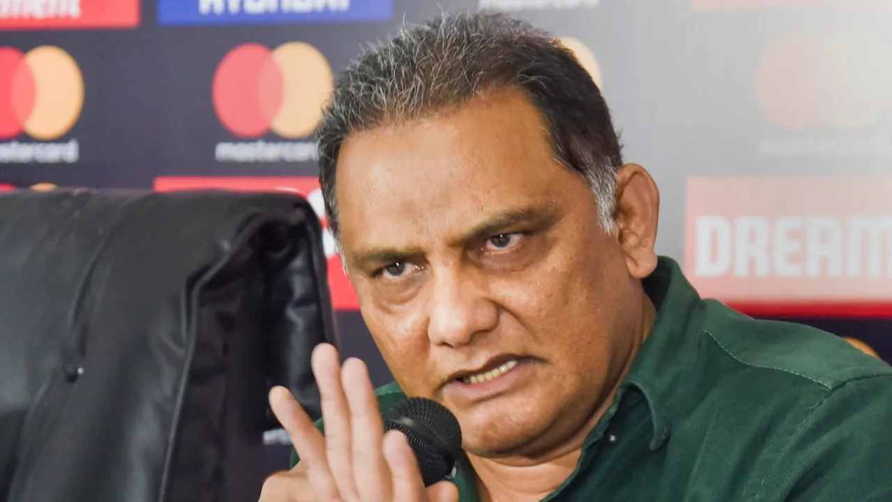 Mohammed Azharuddin has launched a massive attack on the facilities at the Rajiv Gandhi International Stadium in Hyderabad