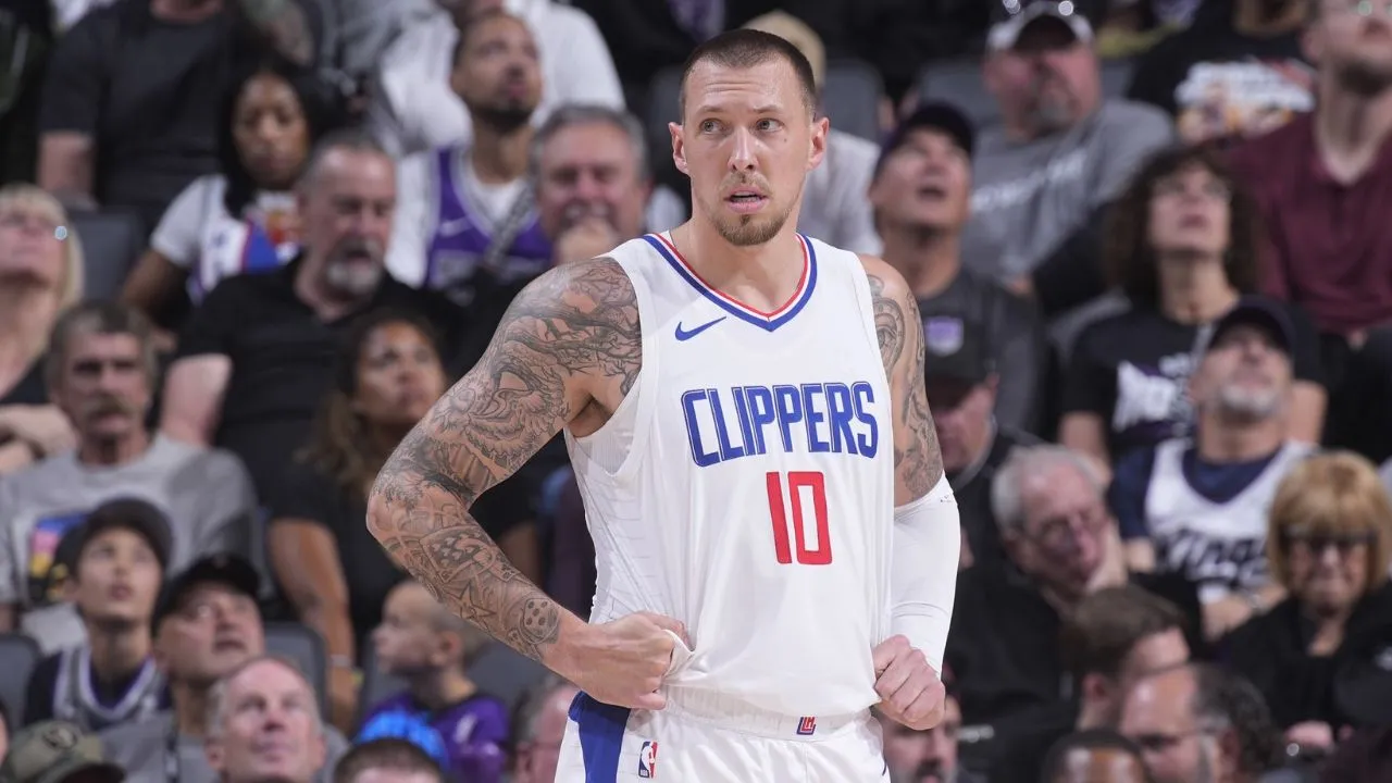 daniel theis