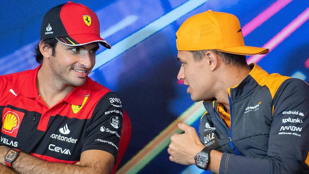 Carlos Sainz with Lando Norris