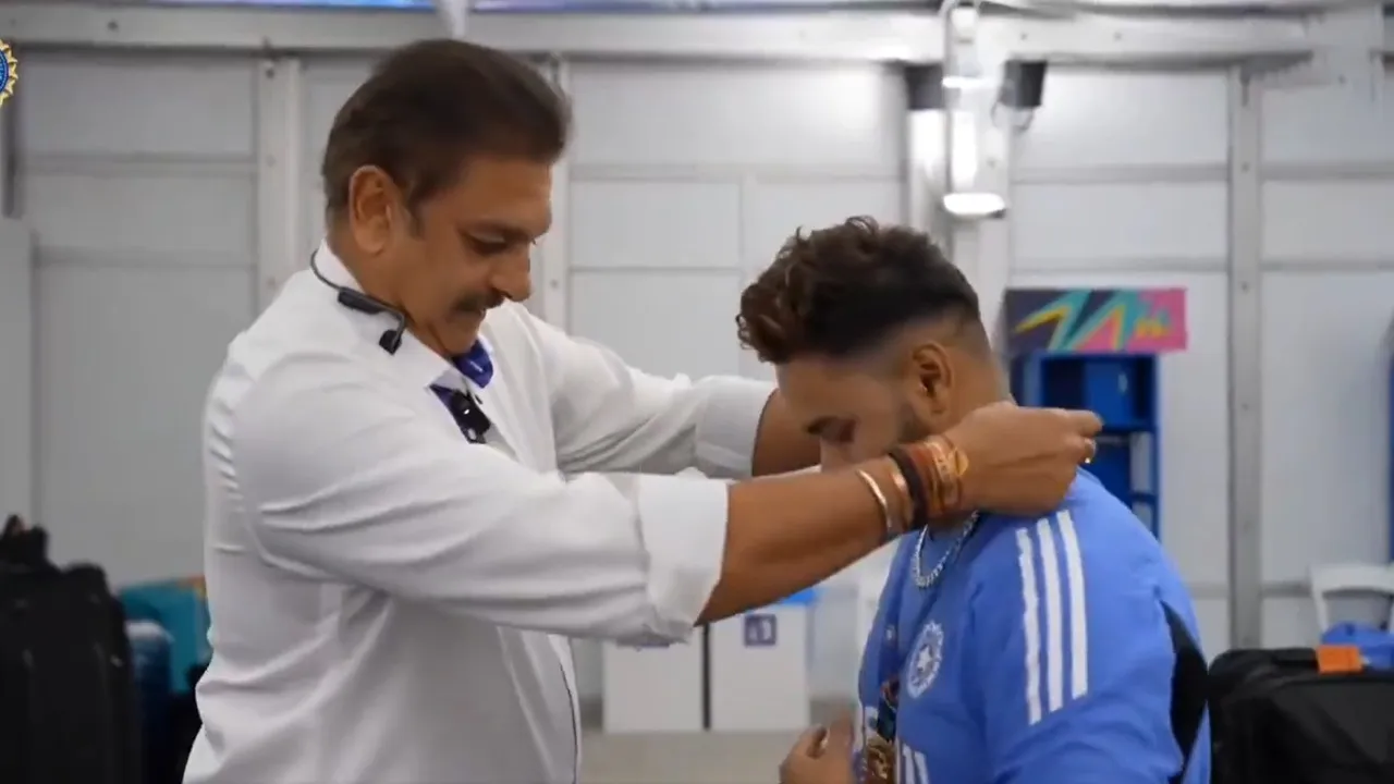 Ravi Shastri and Rishabh Pant (Source - X)