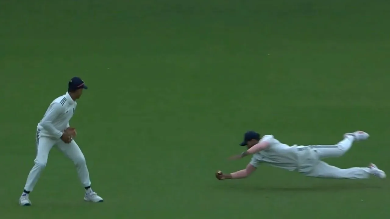 Nitish Kumar Reddy's stunning diving catch at slip in Duleep Trophy (Source: X)