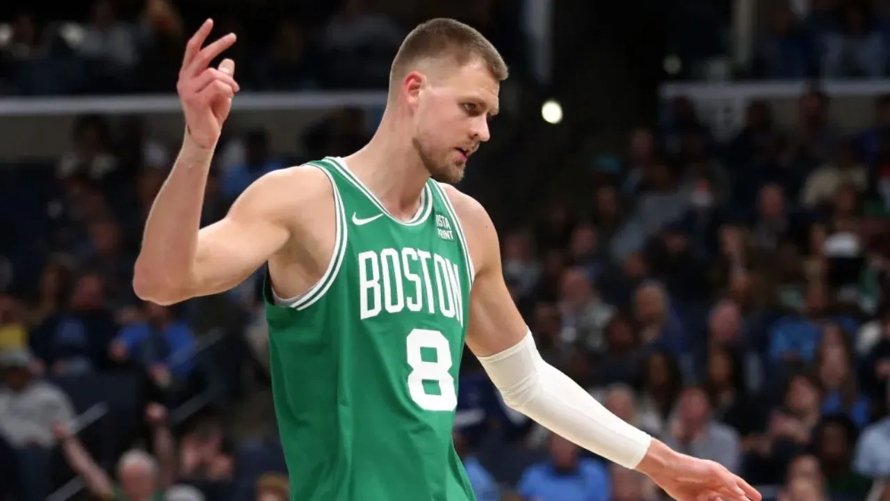 _Kristaps Porzingis.jpg