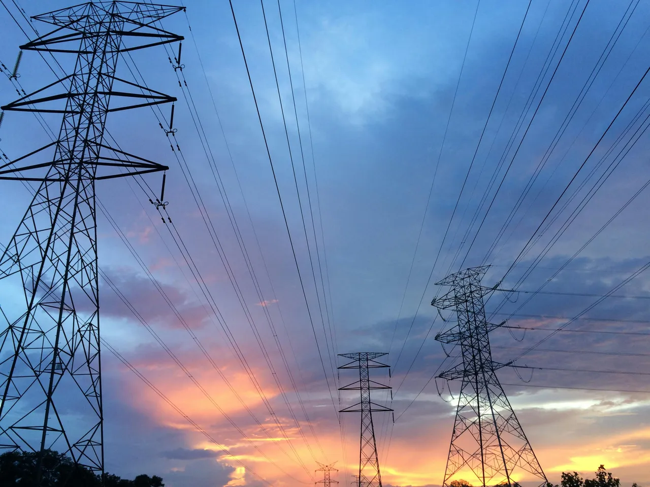 Power consumption in India up by 10 per cent 