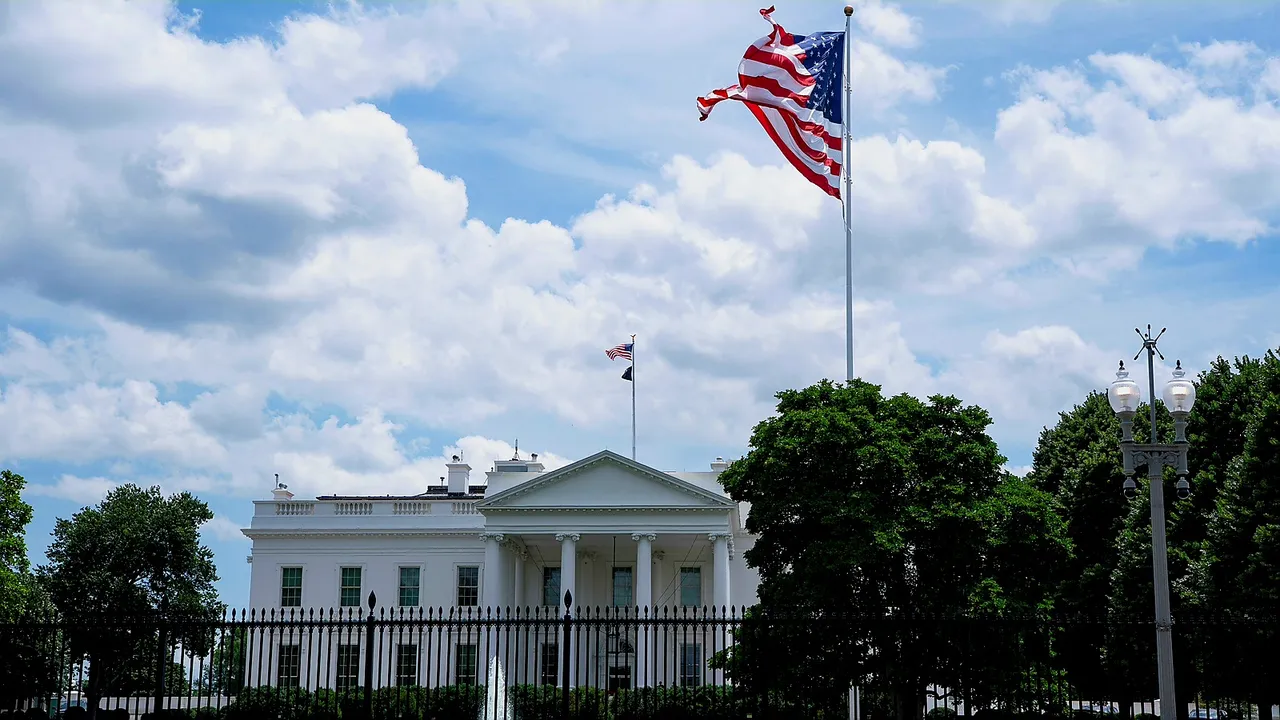 White House fence