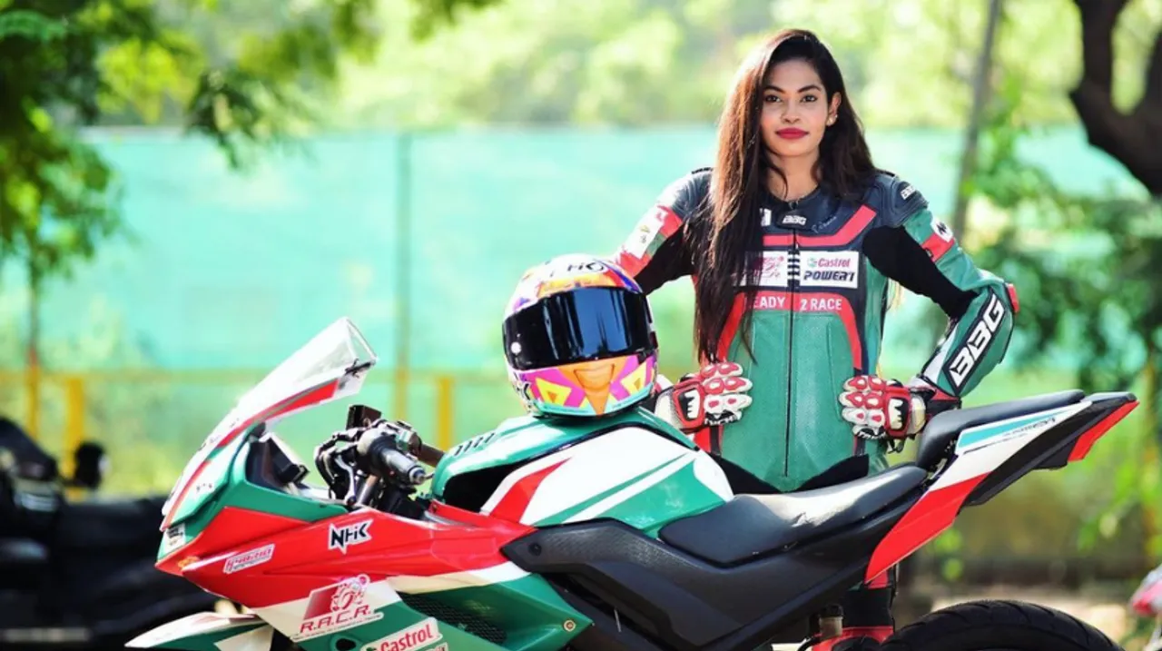 Rehana Reya bike racer