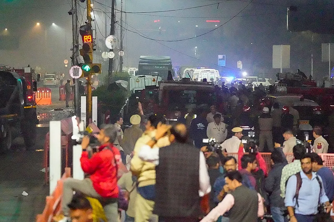 RedFortExplosion620251110