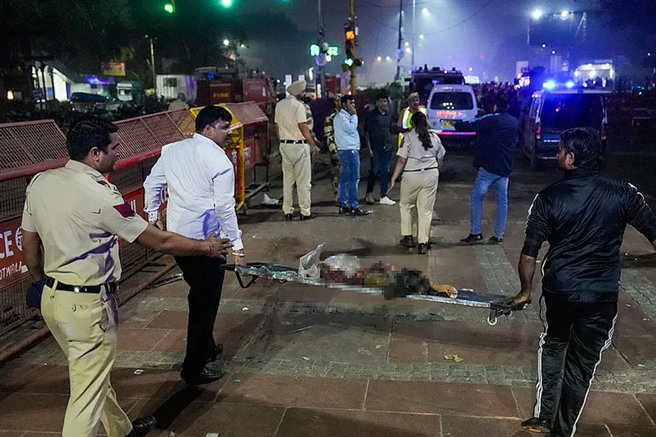 RedFortExplosion920251110