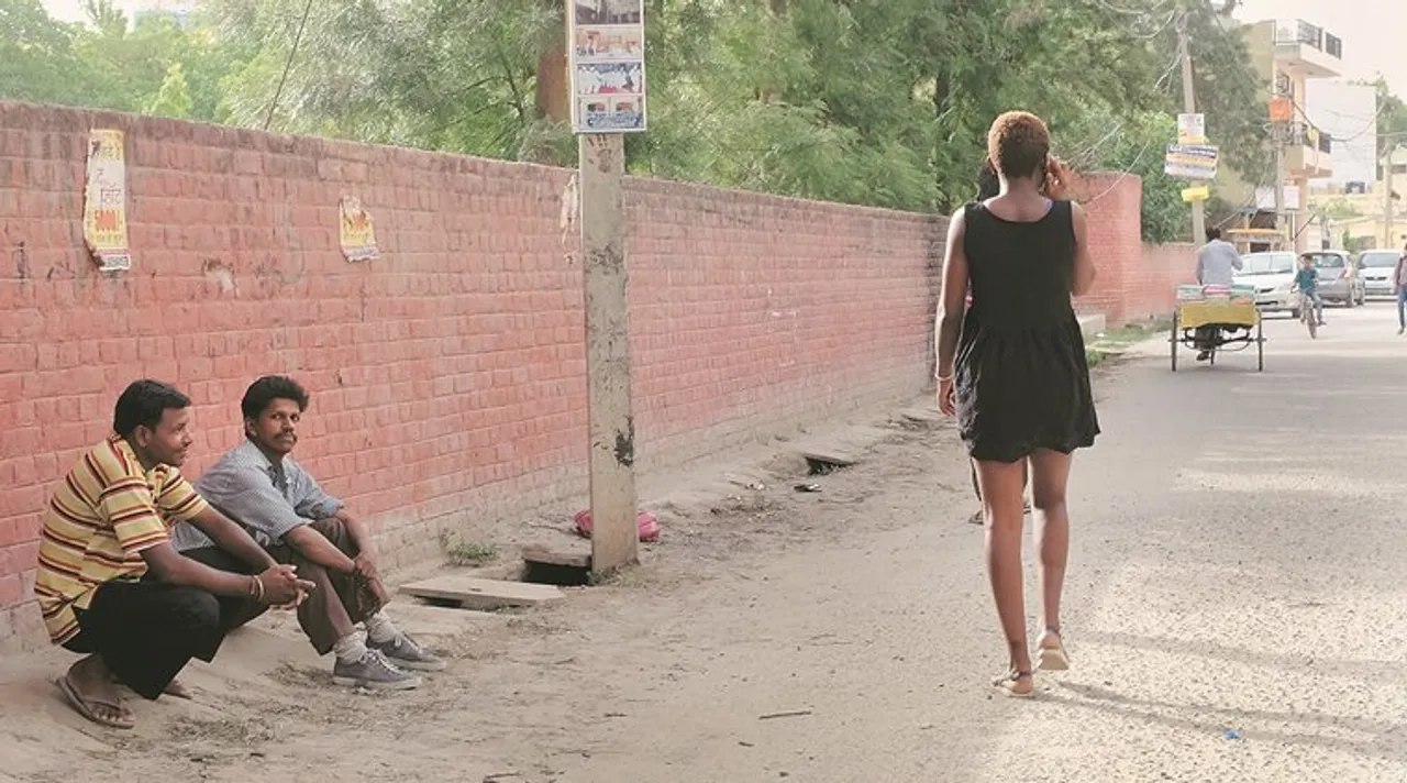இந்தியர்கள் இனவெறியர்களா? உண்மை என்ன?