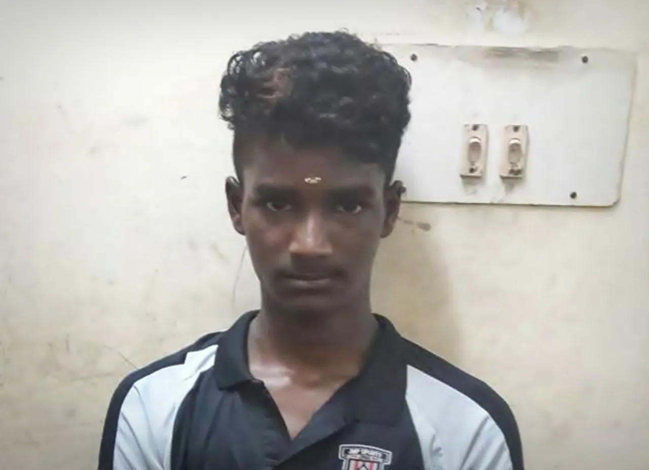 தலையை வெட்டி போலீஸ் ஸ்டேஷனில் வீச்சு... 17 வயதுடையவர்கள் செய்யக் கூடிய செயலா?