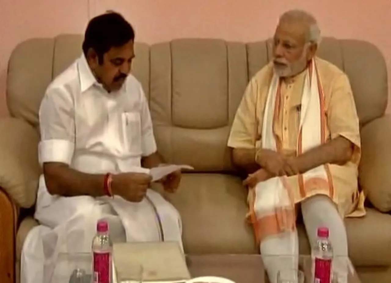 அரசியல் குறித்து ஒன்றும் பேசவில்லை: முதல்வர் பழனிசாமி