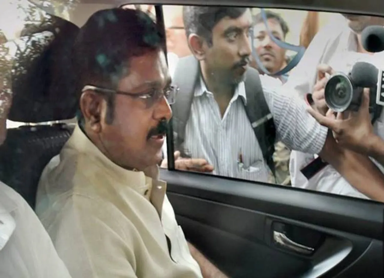 இ.பி.எஸ். அணிக்கு 60 நாள் கெடு; தினகரன் அதிரடி!