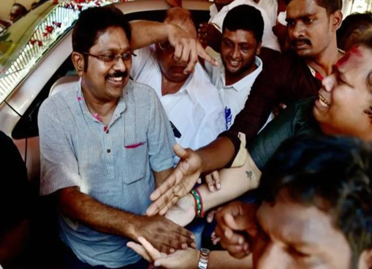 தினகரனின் டெல்லி விஜயம்; இன்று அவசர ஆலோசனை!