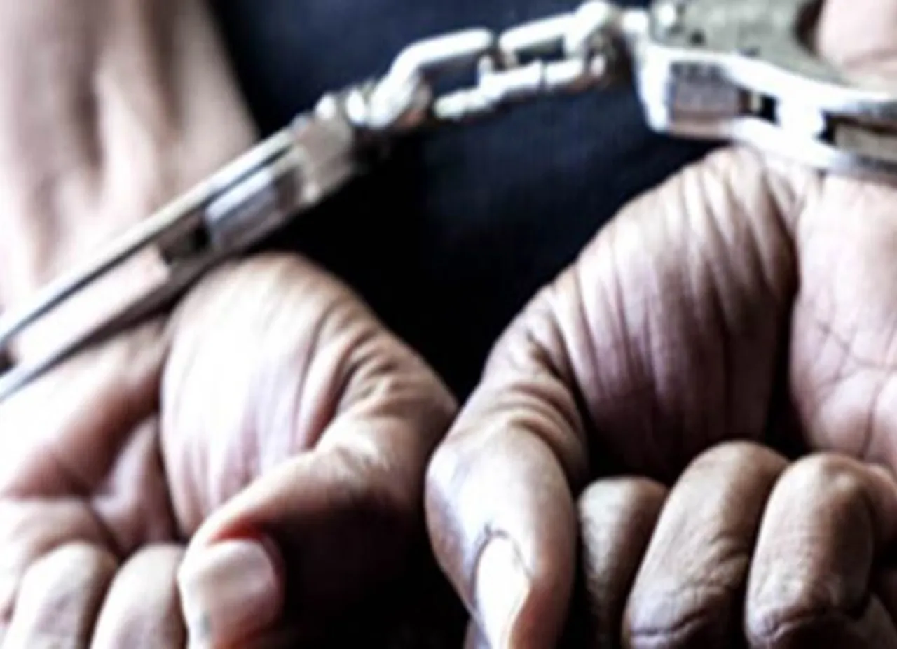 Whatsapp Admin, Whatsapp Admin Arrested