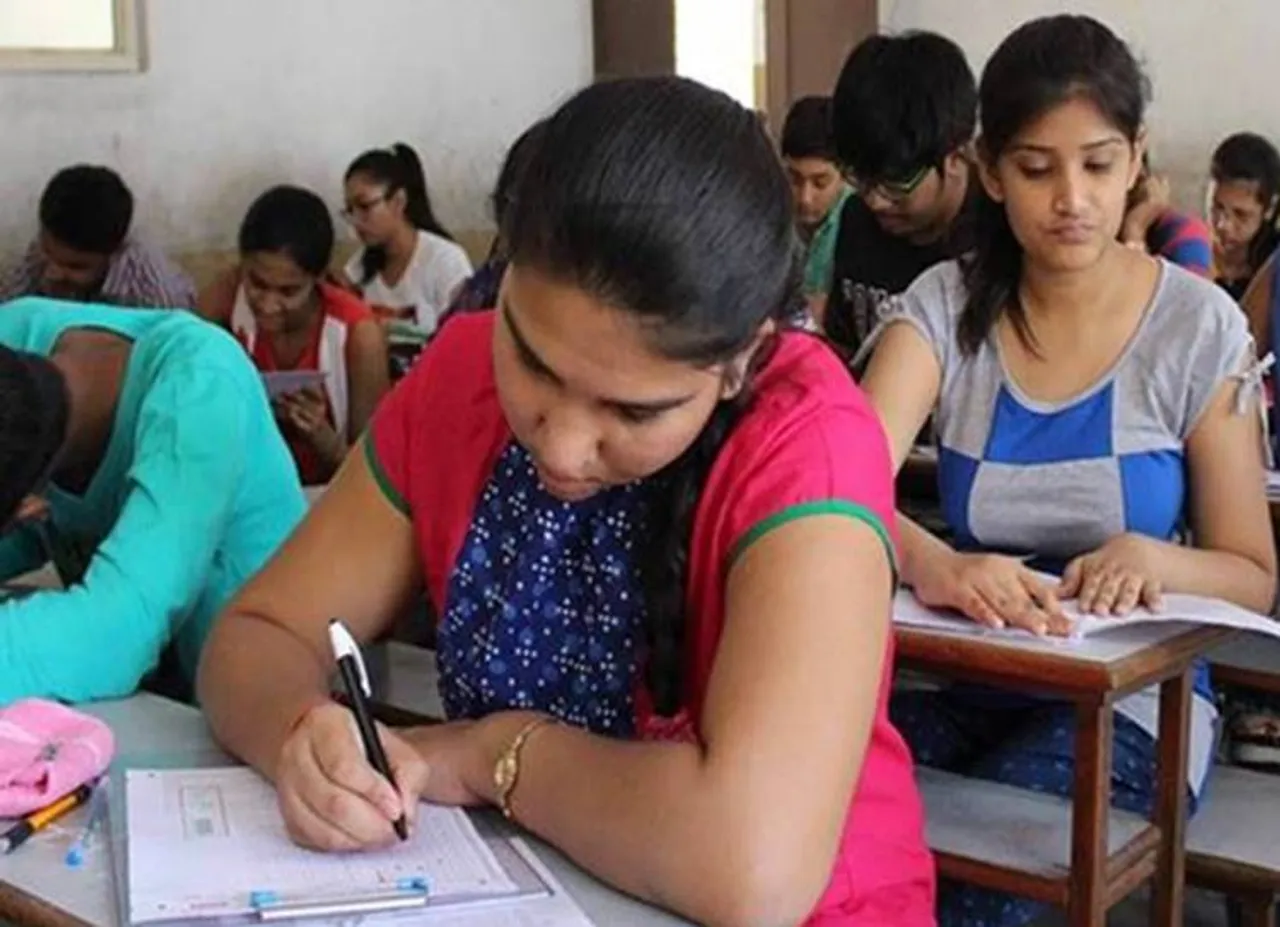 மருத்துவ சேர்க்கை: மாநில பாடத்திட்ட மாணவர்களுக்கான 85% இடஒதுக்கீட்டை ரத்து செய்தது உயர்நீதிமன்றம்