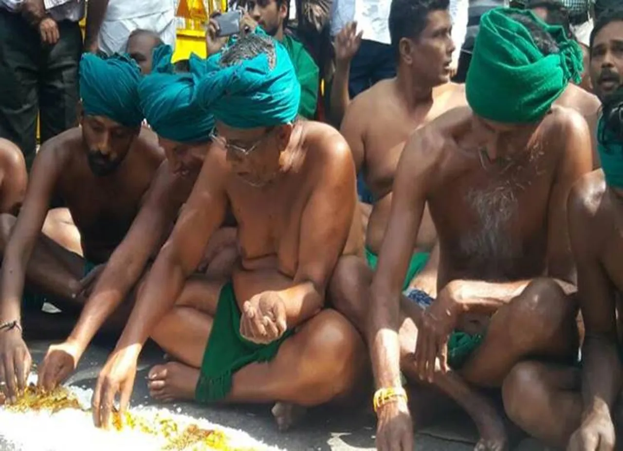 பிரதமர் வீடு முன்பு போராட்டத்தில் ஈடுபட முயன்ற தமிழக விவசாயிகள் கைது