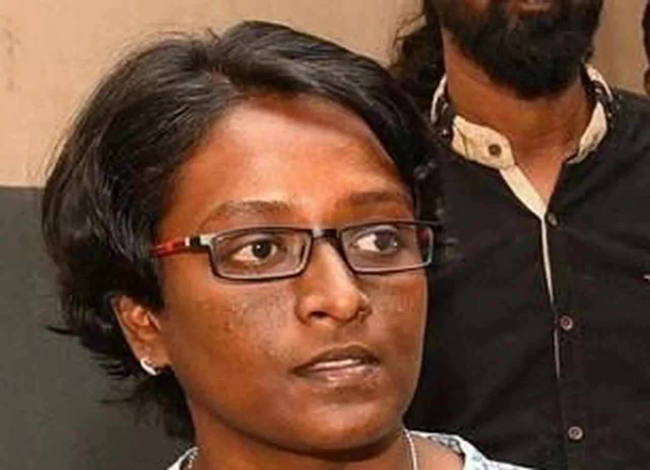 ’கக்கூஸ்’ ஆவணப்பட இயக்குநர் திவ்யபாரதிக்கு போலீஸ் பாதுகாப்பு கோரி டி.ஜி.பி.யிடம் மனு