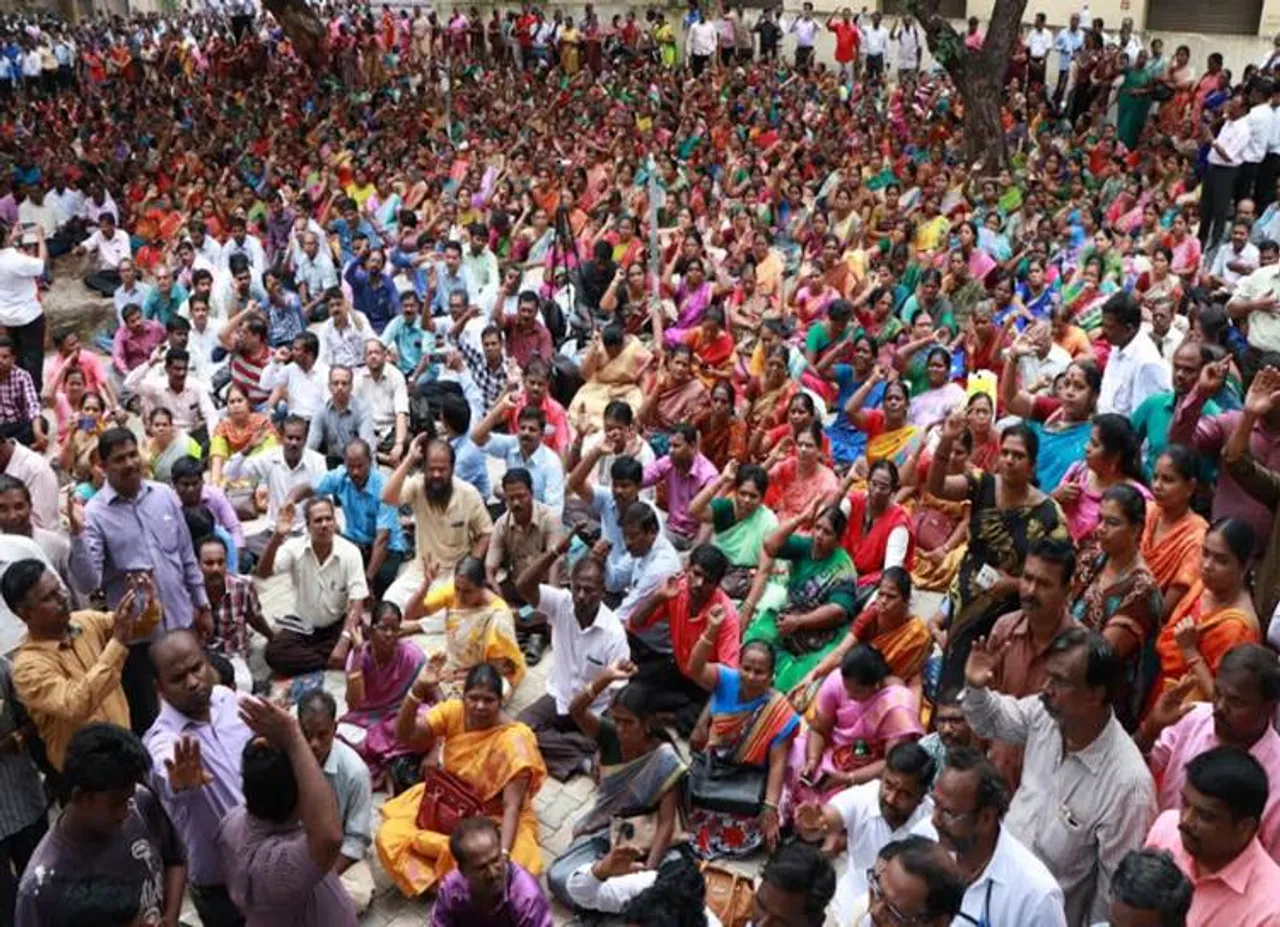 JACTO GEO, Teachers, government employees