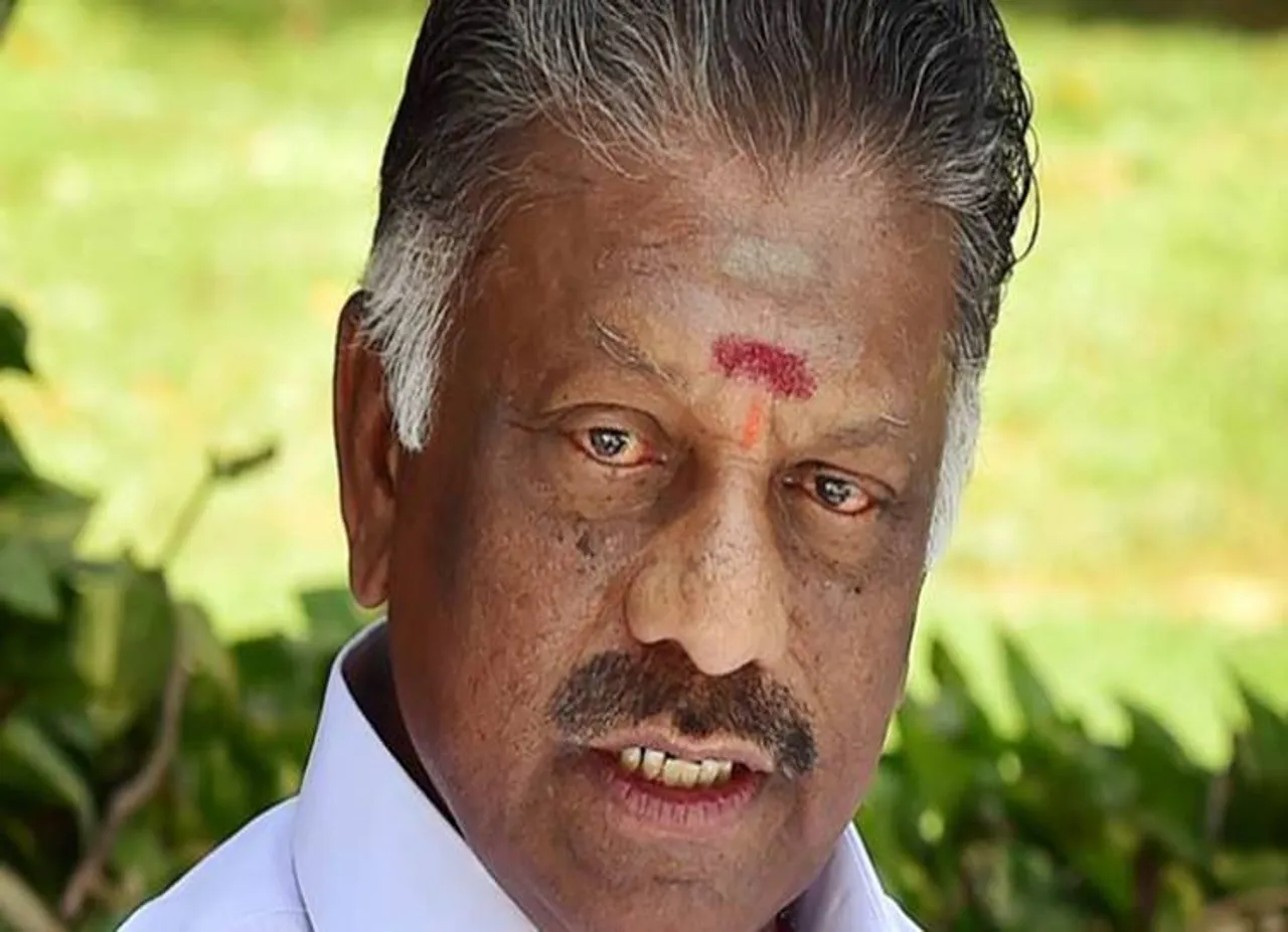 தமிழக அரசியல் குறித்து பிரதமரிடம் பேசினேன்: ஓ.பி.எஸ்