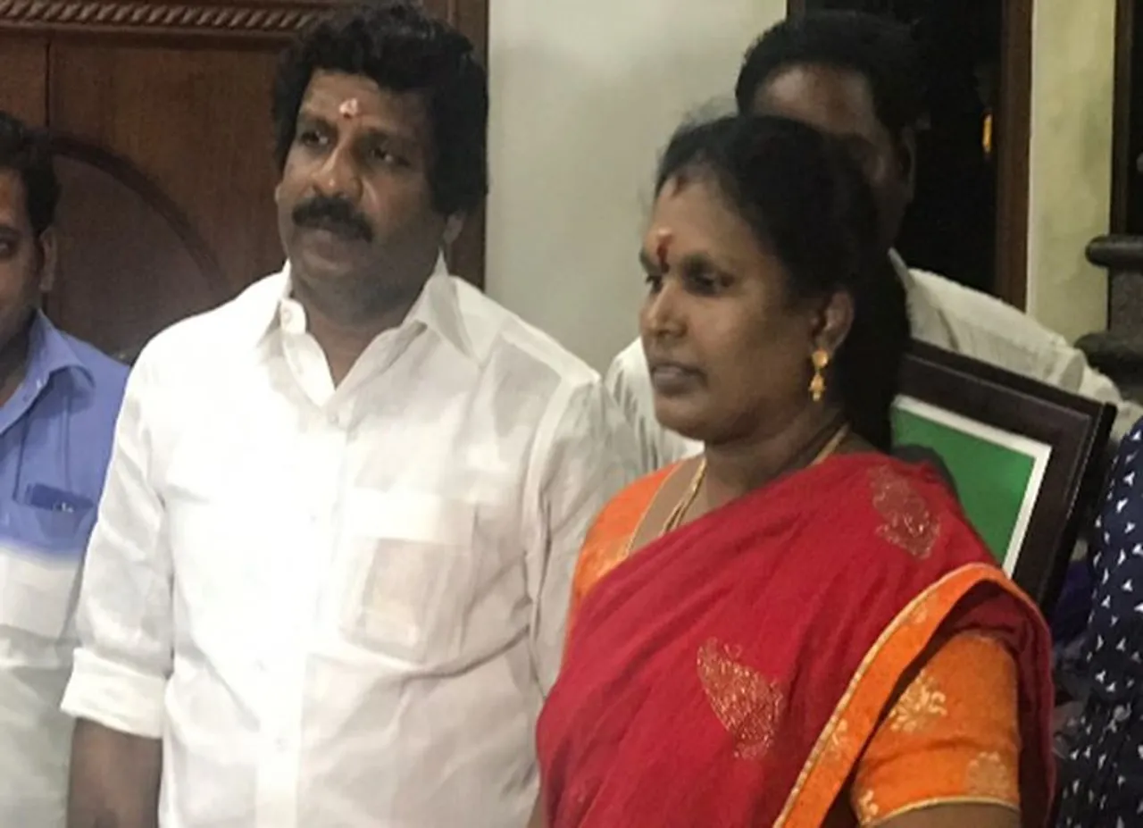 டிடிவி தினகரன் கொடுத்த பதவி தேவையில்லை: எடப்பாடி ஆதரவு எம்எல்ஏ-க்கள் அதிரடி
