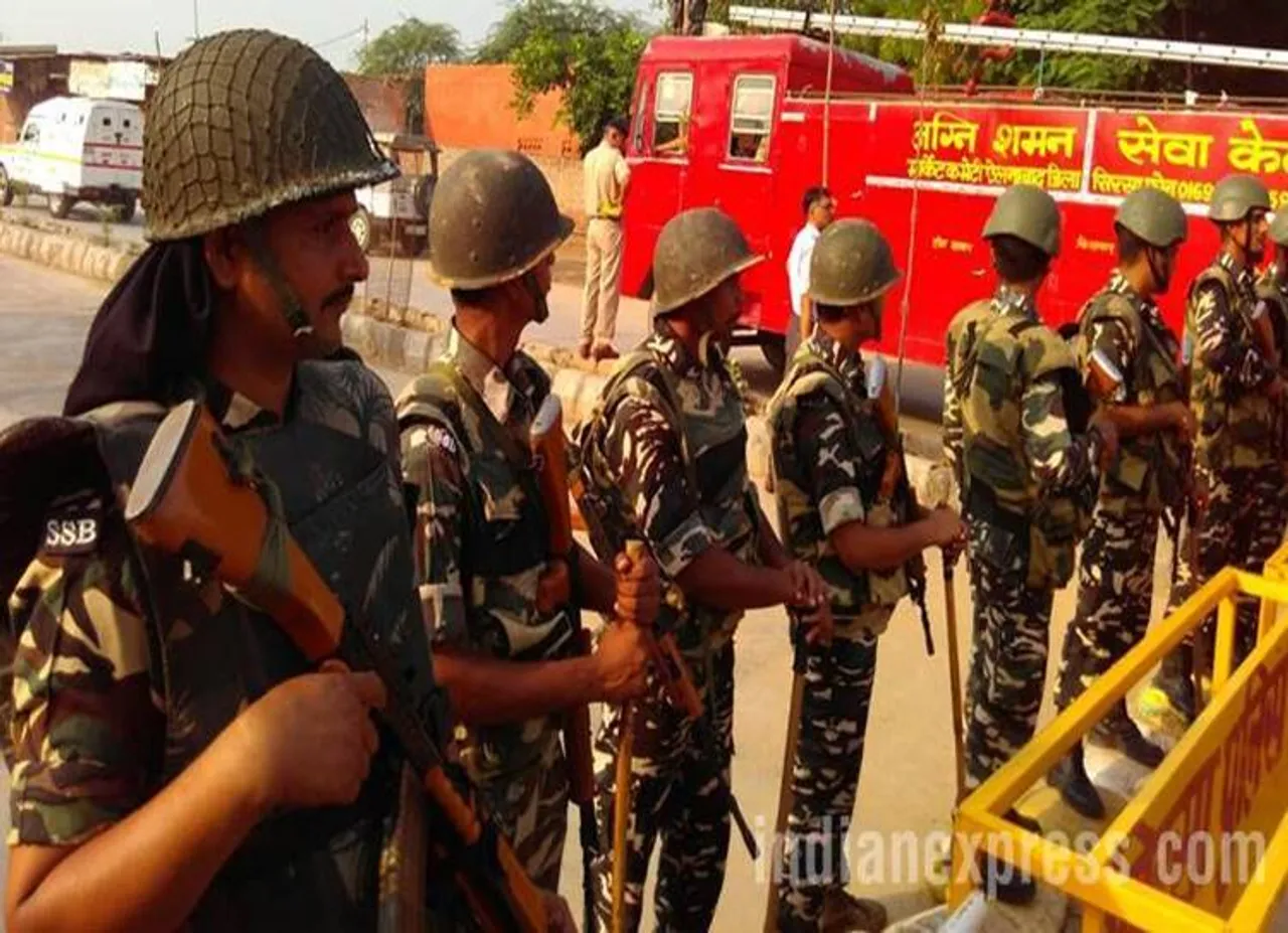 குர்மீத் ராம் ரஹீம் சிங்கின் சொகுசு அலுவலகத்தில் தீவிர சோதனை: ஹார்ட் டிஸ்க், பணம் பறிமுதல்
