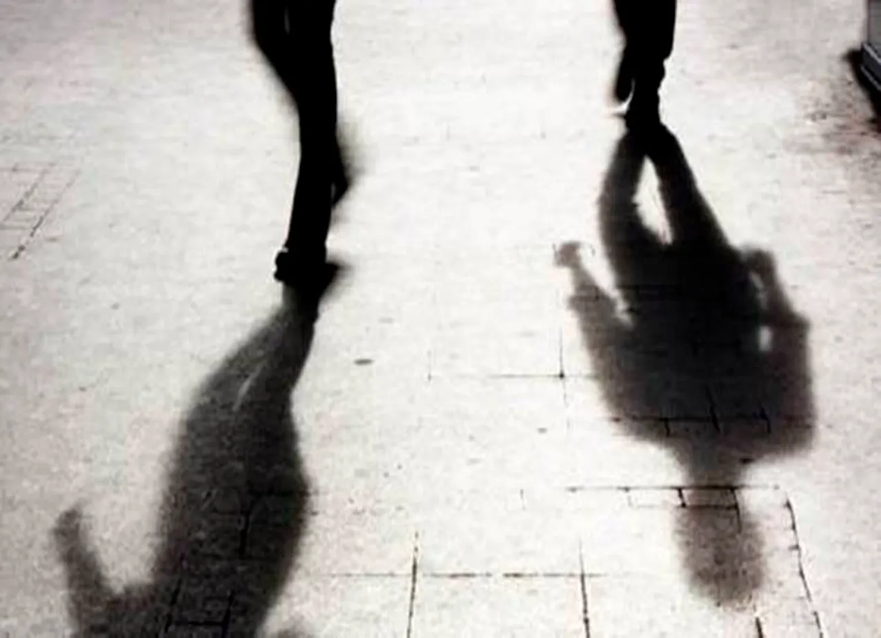 stalking, marriage, love, mumbai, delhi