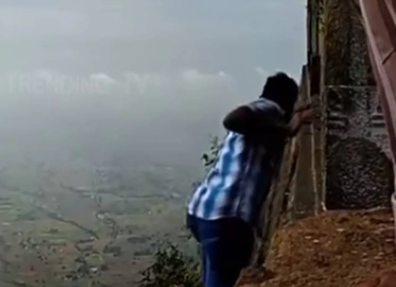 Trichy, Temple, youth fell down vally, thalaimalai,