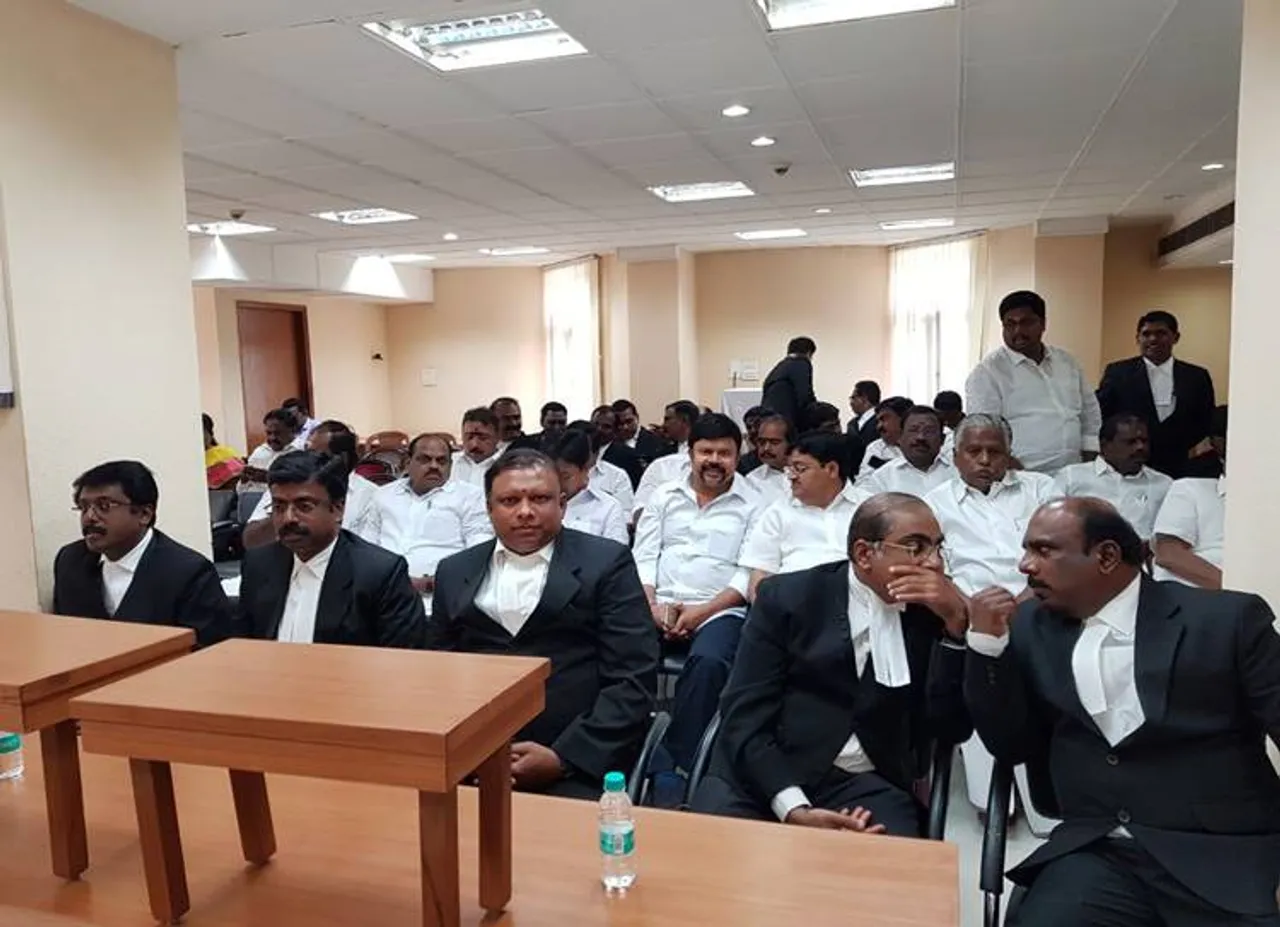 AIADMK, TTV Dinakaran, CM Edappadi Palanisamy, O Panneer selvam, Two leaves, Live updates, Election commission,