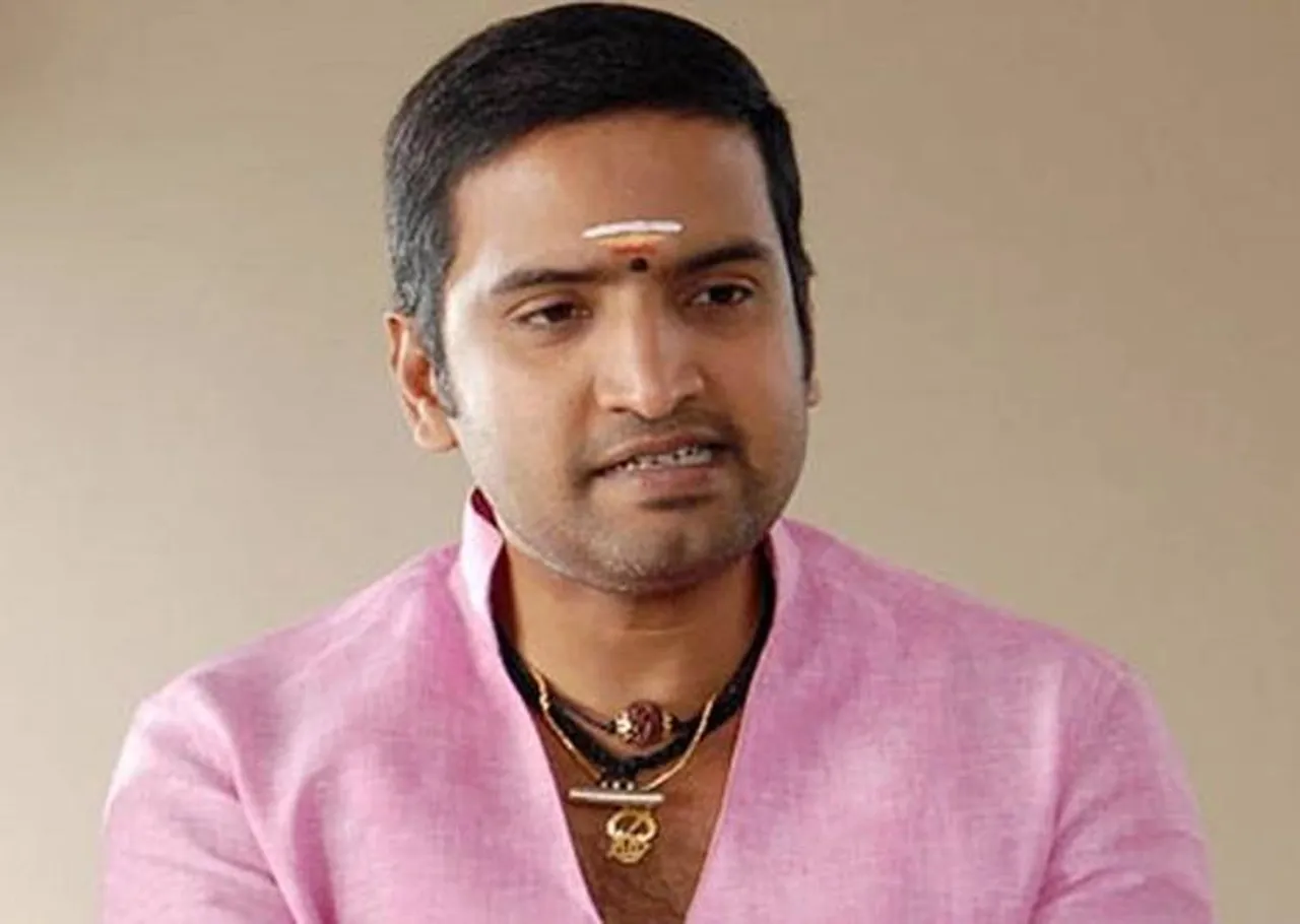 actor santhanam