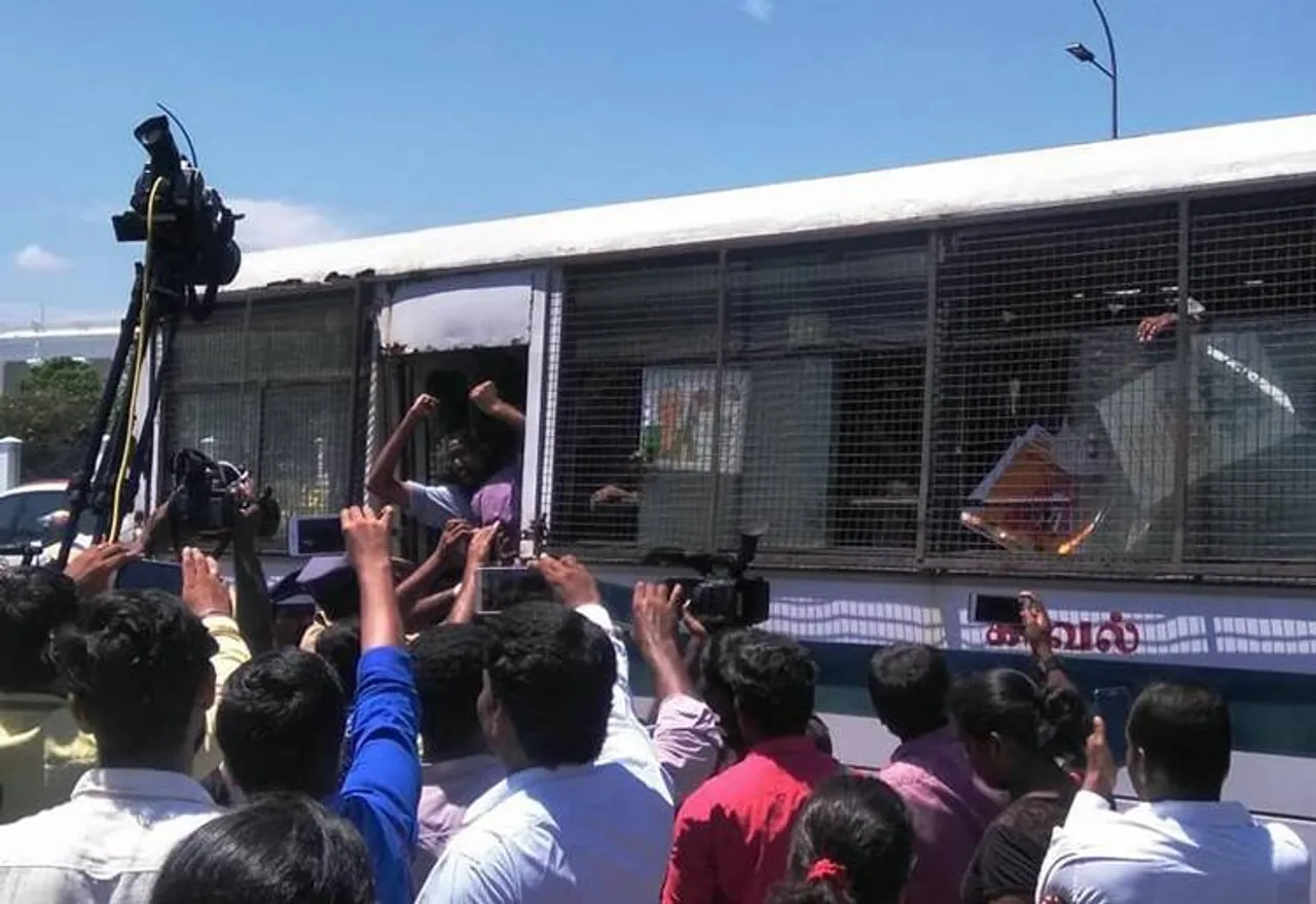 writers arrested at chennai marina, tamil writers arrested near gandhi statue, tamil writers create slogans to condemn gowri lankesh murder are arrested, tamil writers