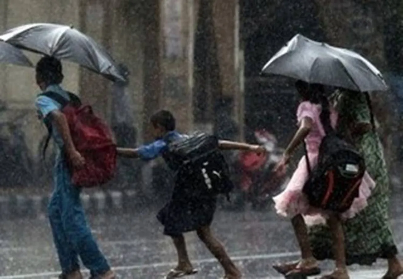 Chennai IMD India Meteorological Department 6 districts to receive rain Tamil News 