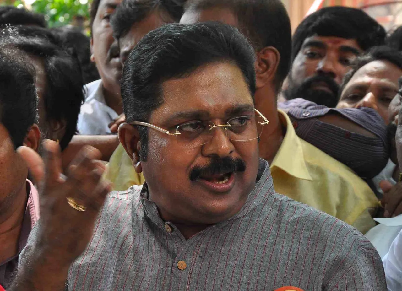 ttv.dinakaran - Cap symbol - delhi High Court