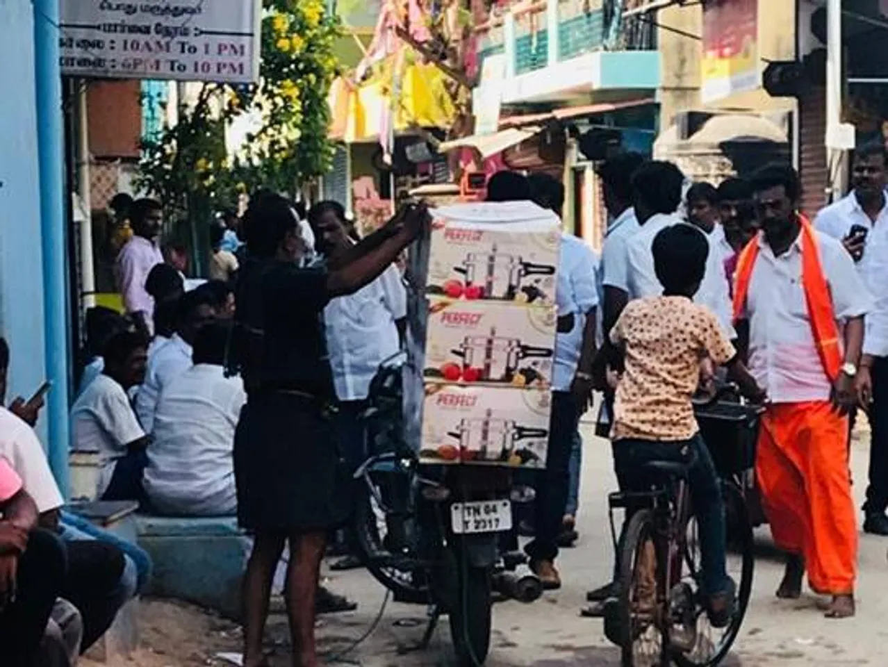TTV Dhinakaran, Cooker Symbol, RK Nagar, aiadmk