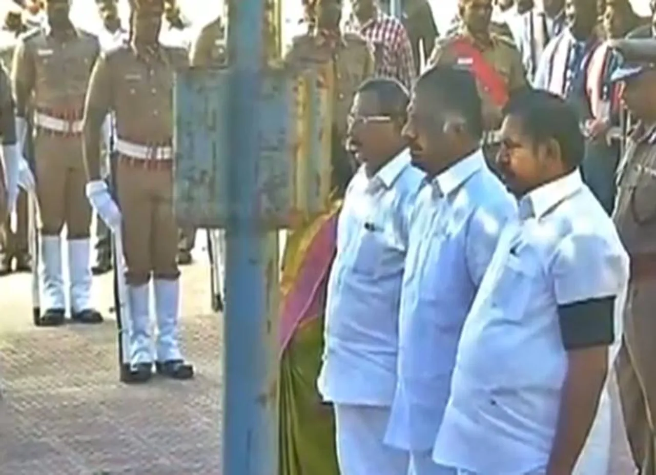 Live Updates இன்ஸ்பெக்டர் பெரியபாண்டியனின் உடலுக்கு கறுப்பு பட்டை அணிந்து முதல்வர் அஞ்சலி!