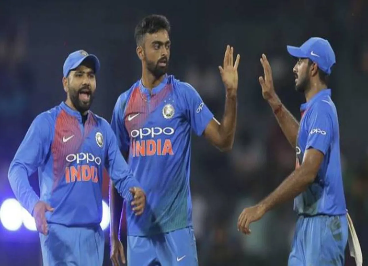 வார்-ல் வெல்லப் போவது யார்? இந்திய அணியில் ஒரு முக்கிய மாற்றம்! #INDvBAN
