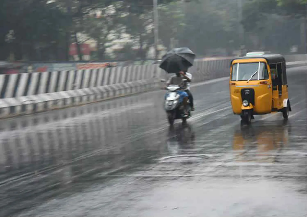 Chennai weather latest updates Heavy rain alert with thundershower
